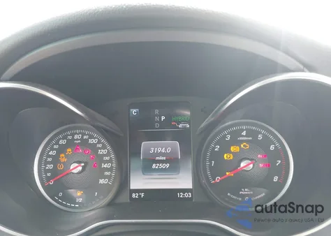 2018 Mercedes-Benz C 350E z USA, uszkodzony, nr VIN 55SWF4HB2JU238570